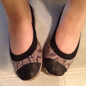 Cole Haan snakeskin w/ patent leather toe